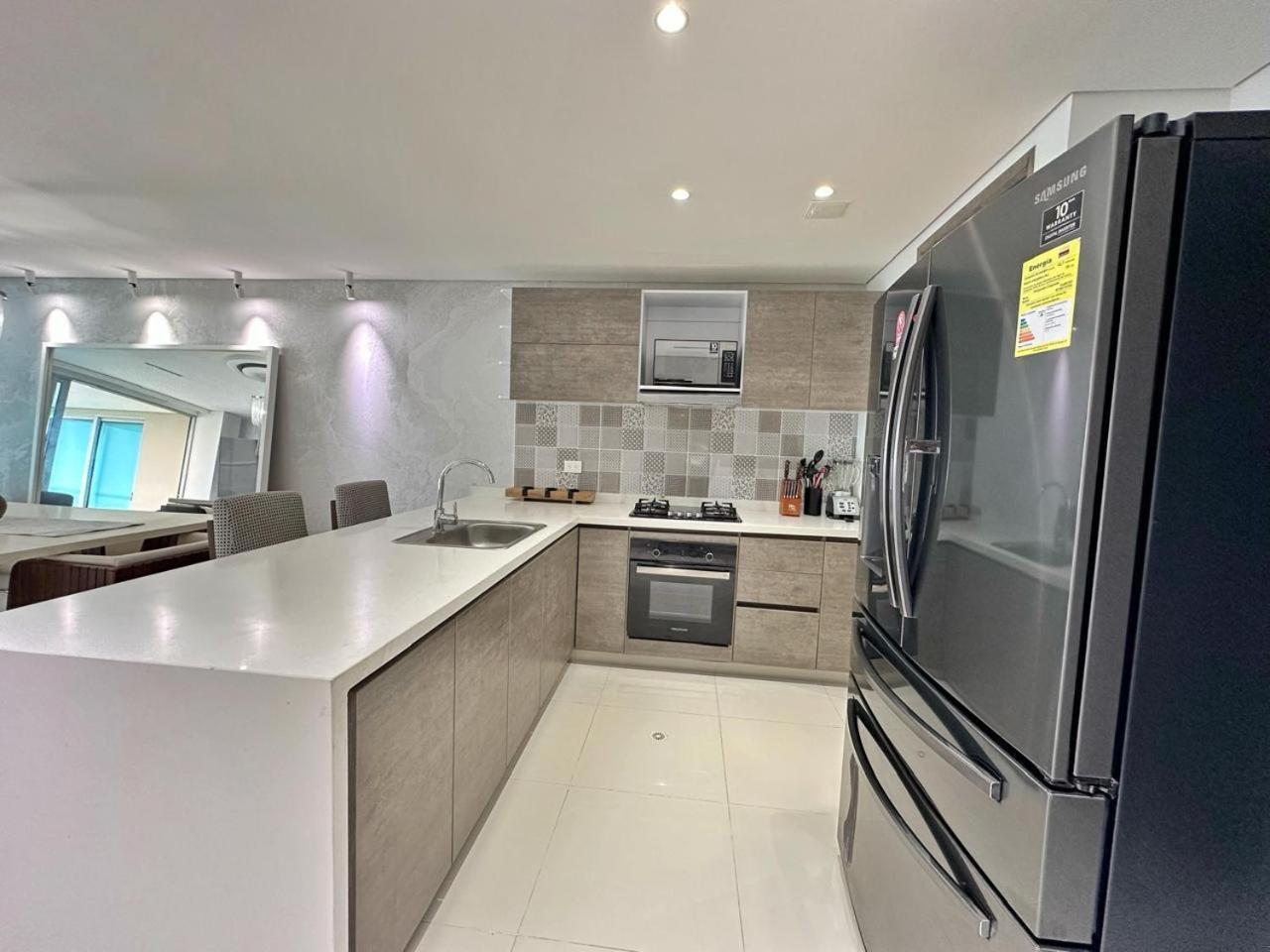 Penthouse Exclusivo En Cielo Mar, Renta Mensual Con Vistas Panoramicas Y Confort Inigualable Cartagena