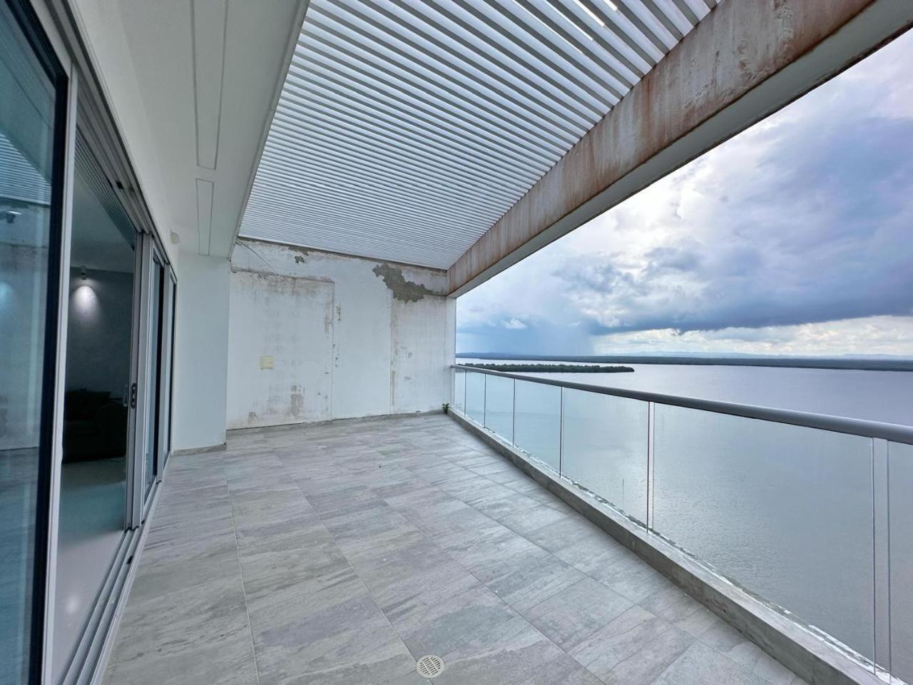 Apartamento Penthouse Exclusivo En Cielo Mar, Renta Mensual Con Vistas Panoramicas Y Confort Inigualable *