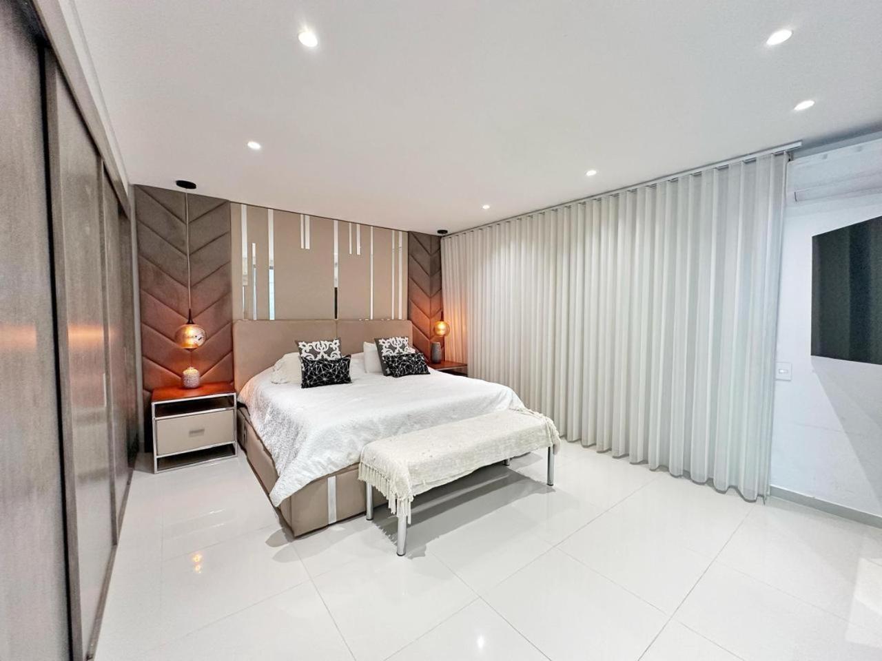 Apartamento Penthouse Exclusivo En Cielo Mar, Renta Mensual Con Vistas Panoramicas Y Confort Inigualable *